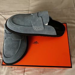  Flip Flops  Hermes 