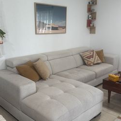 Living spaces sectional couch