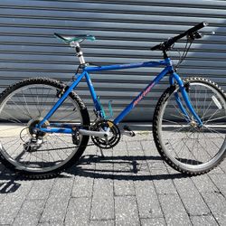 18.5inch Specialized  Rockhopper 