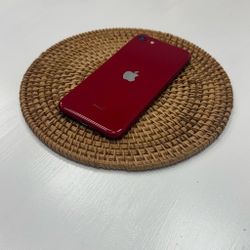 Apple iPhone SE 3RD GEN - Great Deals 