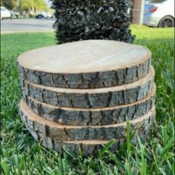 Natural Wood Slices (Centerpieces)