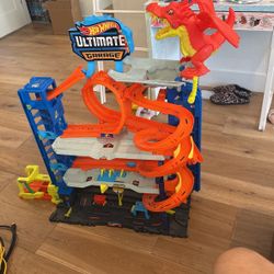 Hot Wheels Ultimate Garage Dragon