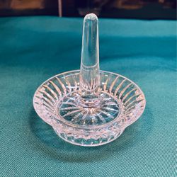 Vintage clear cut crystal ring holder