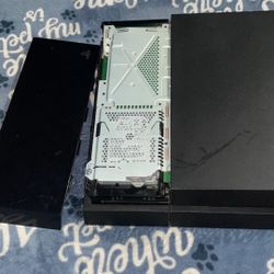 PS4 broken can Be Used for parts Comes With Hard Drive Hard Drive Alone Is 20$