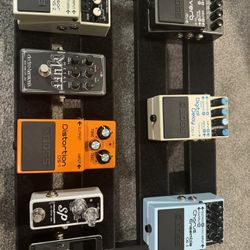 Guitar Pedal Board And Pedals