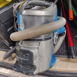 Shark Vacuum 