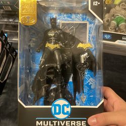 DC Multiverse batgirl Cassandra Cain