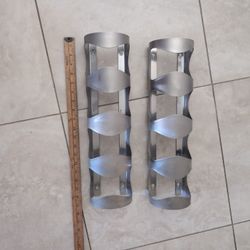 2 Wine Racks