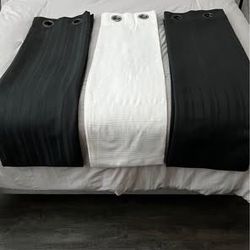 Set of 3 Modern Shower Curtains – Dark Charcoal & White