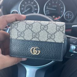 Gucci Women Wallet 