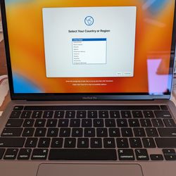 MacBook Pro - Great Condition 