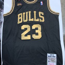 Bulls Jordan Jersey New Men Size S M L XL XXL