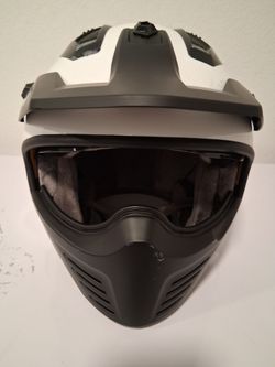 Motorcycle helmet