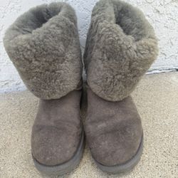 Women’s Ugg Boots - Size 9 Grey