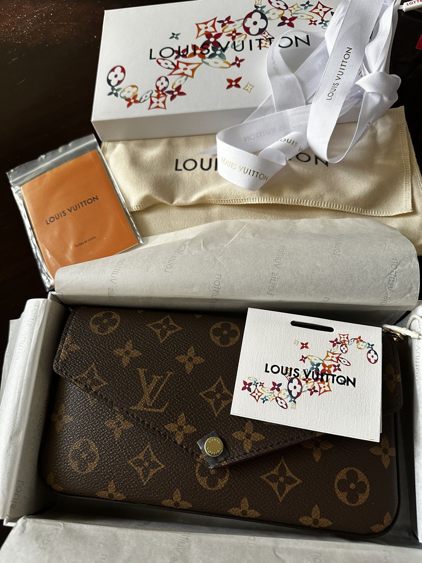 NEW Louis Vuitton’s  Félicie Pochette