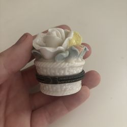 Vintage Trinket Box!