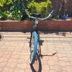 Schwinn beach cruiser 