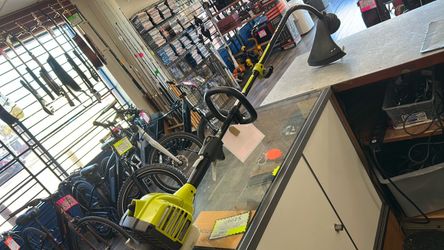 1003 Ryobi RY252CSVNM Gas Powered 25cc 2-cycle Curved Shaft String Trimmer / Weed Eater 562167