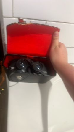 binoculars bushel falcon