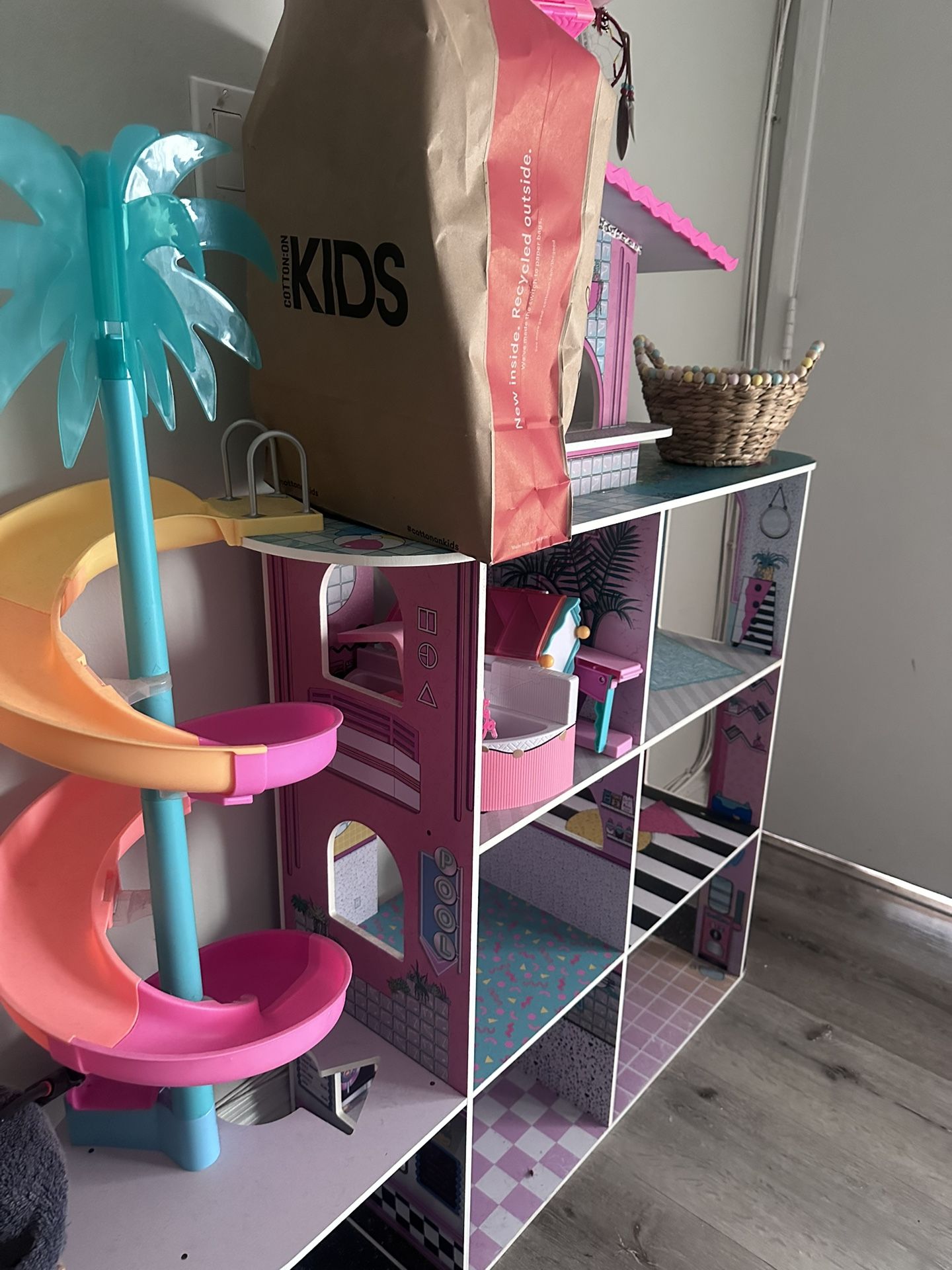 LOL doll house
