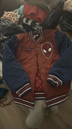 Spiderman Size 7/8 Dark Red