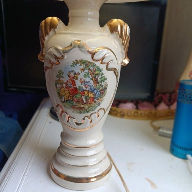 George And MARTHA VINTAGE 1950S LAMP