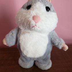 Talking/moving/repeating Hamster Mouse