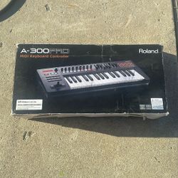 Roland A-300 Pro Keyboard