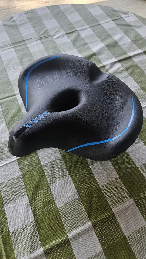 Oversized Bike Seat - New