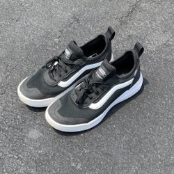 Vans Ultra Range 