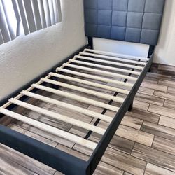 Cana Twin Size Nueva En Su Caja Incluye Colchon