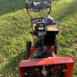 Toro Power Max 724 Snowthrower