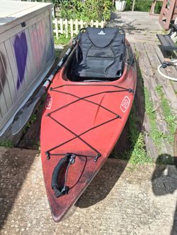 Kayak  Ascend D10 sit in