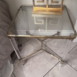 2 Tables