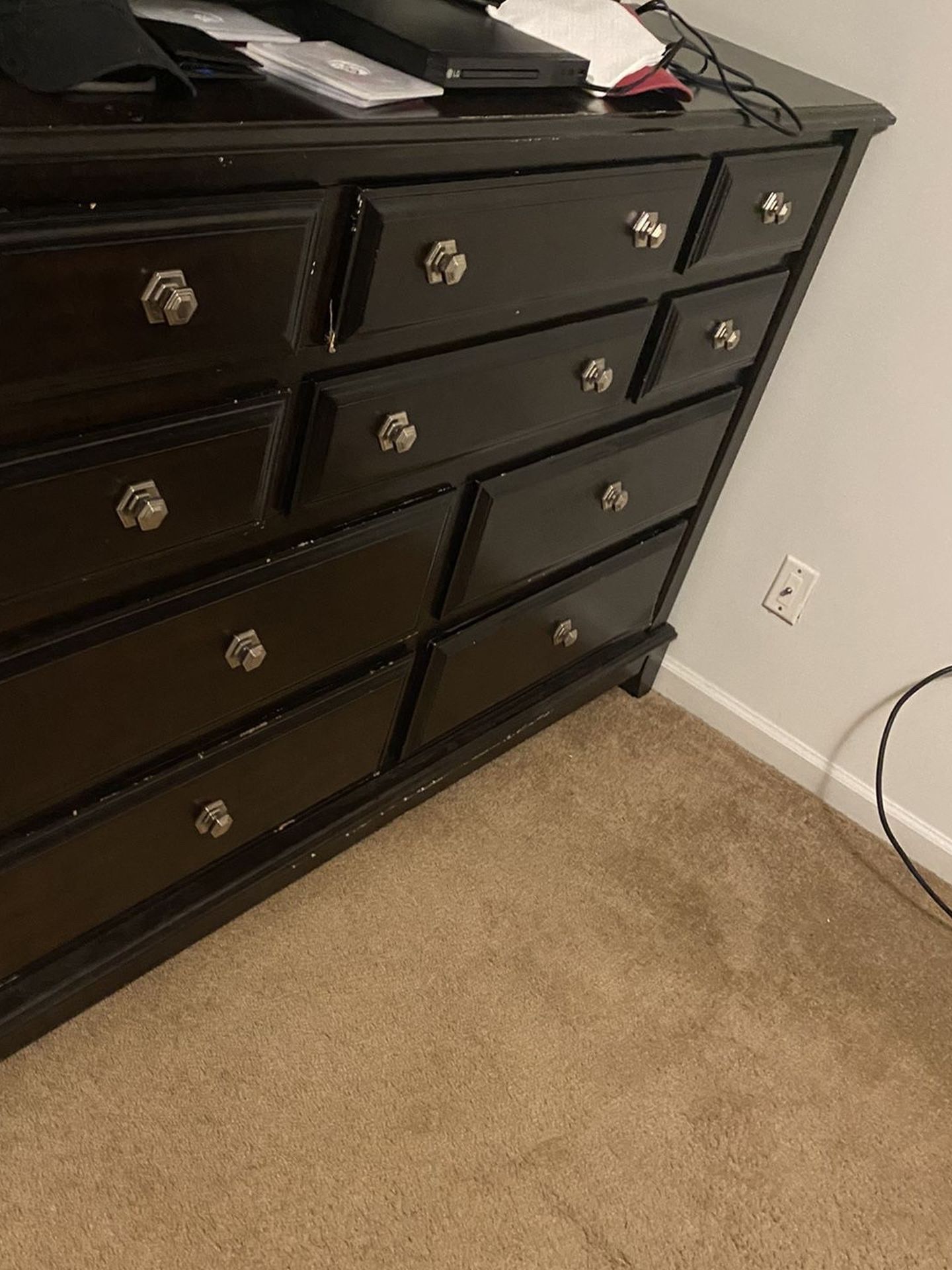 Dresser