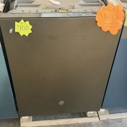 Refrigerator, Stove Electric And Dishwasher