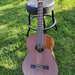 Vibtage Luthier Mutuo Classical Guitar