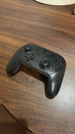 Nintendo Switch Pro Controller