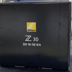 Nikon Z30 Camera Kit