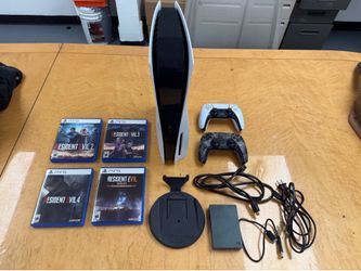 PlayStation 5 disc version, two controllers, RE 2, 3, 4 and 7, 2tb external hard drive.