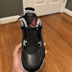 Air Jordan 4 Retro (GS) Sizes 3.5y, 4.5y, 5y, 5.5y, 6y, 6.5y 