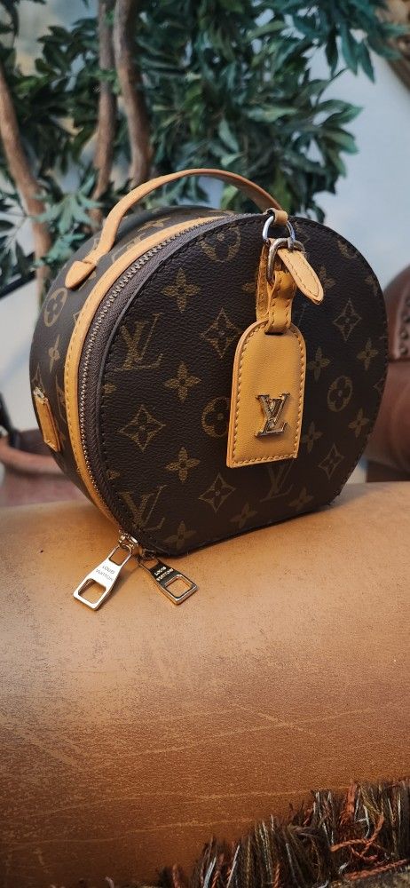 Louis Vuitton Mini Boite Chapeau