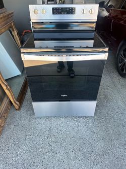 Whirlpool Stove Brand New Unused