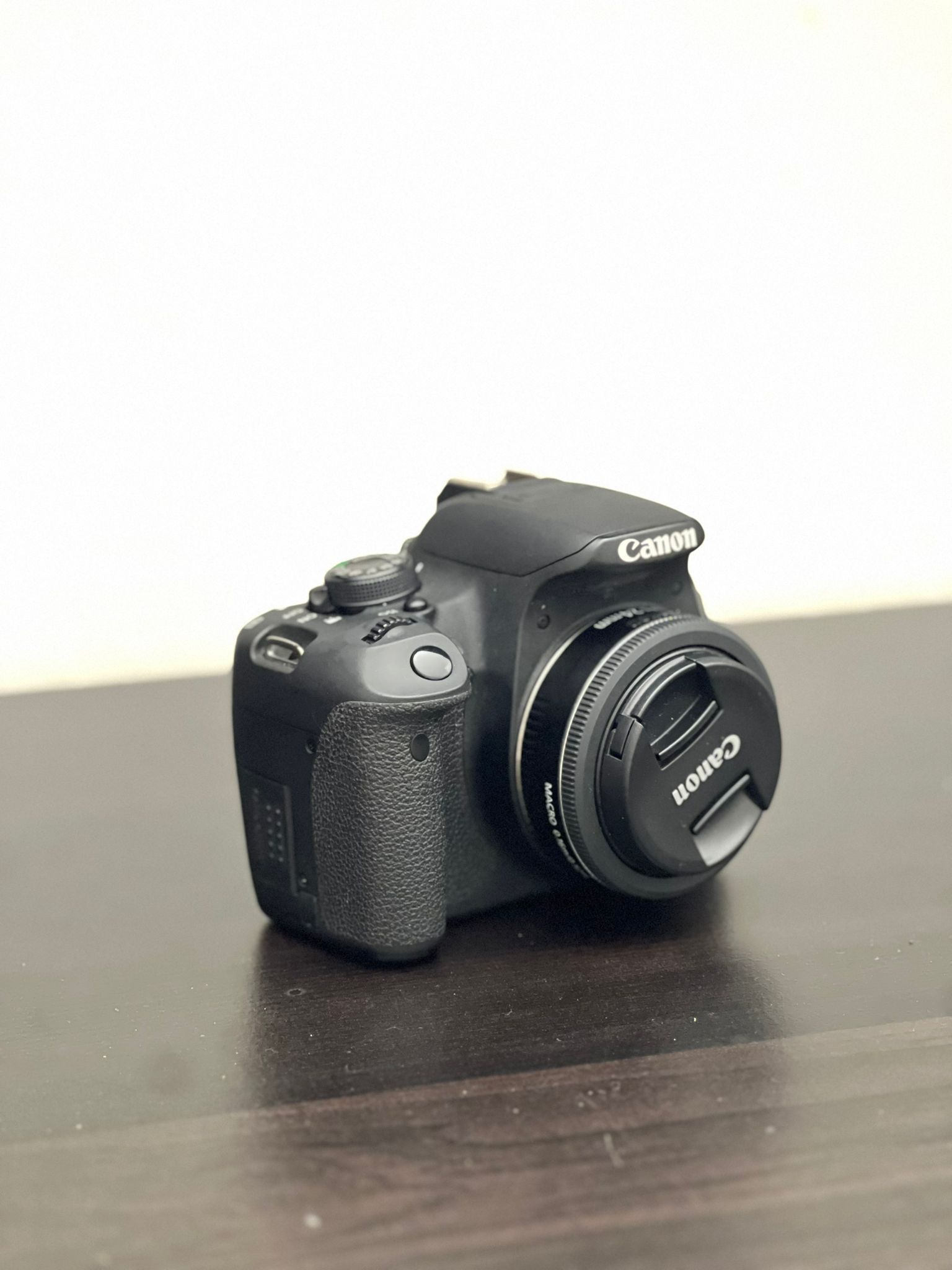 Cámara Fotográfica Canon Revel T 5i