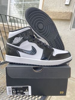 firm jordan 1 panda man size 8/8.5/9/9.5 $160 firm