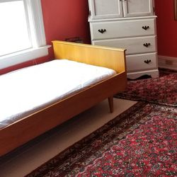 Danish Modern/MCM Bed Vintage