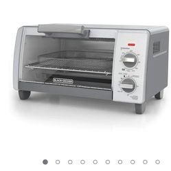 New In Box Black & Decker TO1785SG Crisp N' Bake Air Fry 4 Slice Toaster Oven