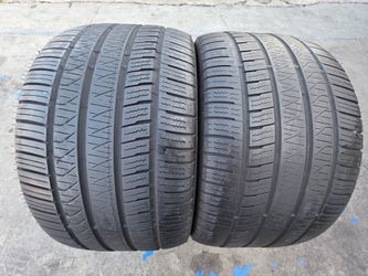 2 USED TIRES PIRELLI 305/35/20