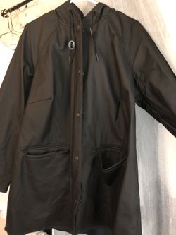 Women’s Levi’s black rain jacket