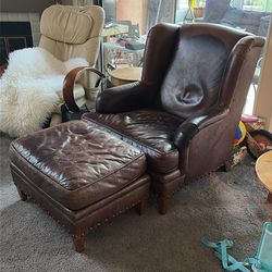 Leather arm chair with ottoman